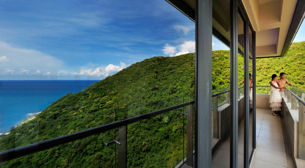 Serenity Coast All Suite Resort Sanya Buitenkant foto