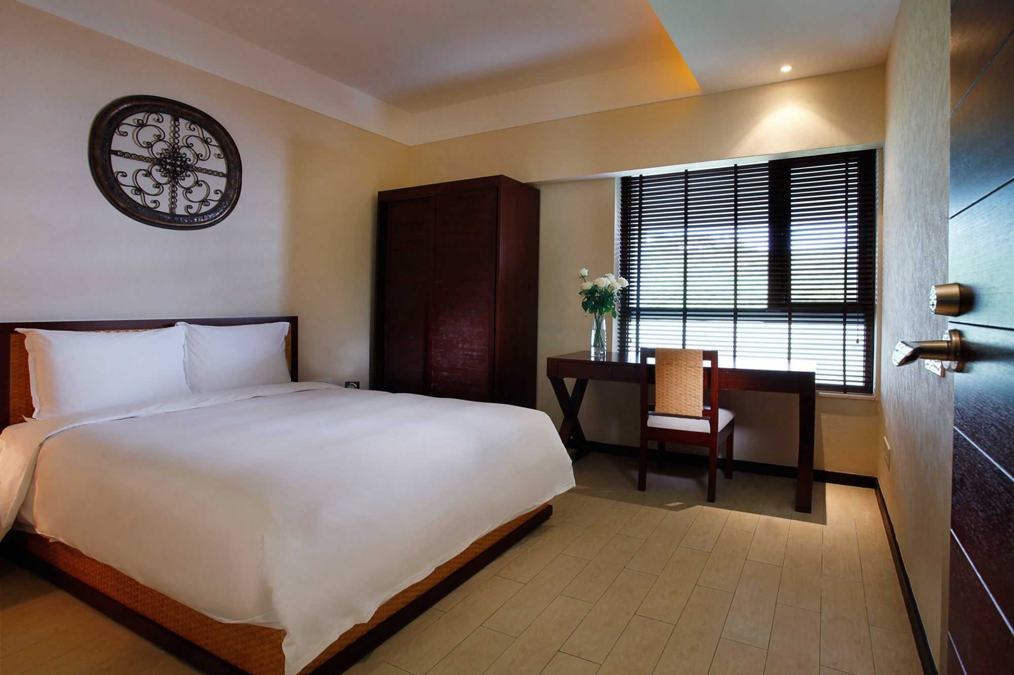 Serenity Coast All Suite Resort Sanya Buitenkant foto